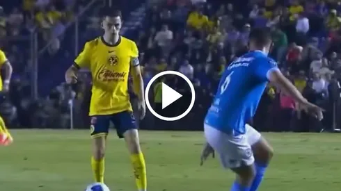 Fidalgo se lució con este pase de tres dedos.