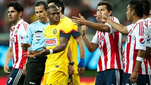Ex jugador de Chivas confesó que Chucho Benítez le rompió dos costillas