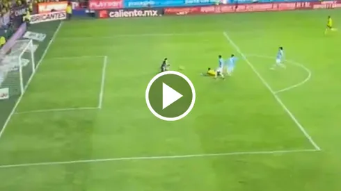 No pitaron penal a favor del América.