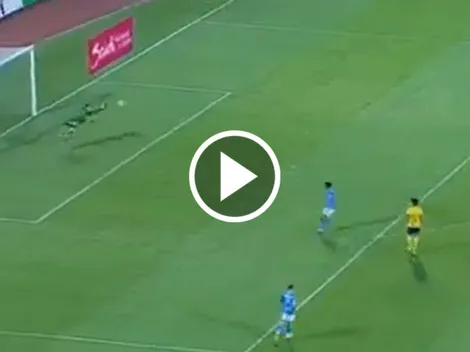 Malagón evita el desastre con dos atajadas monstruosas