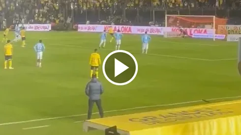 André Jardine no se pudo controlar ante la falla de Aguirre.