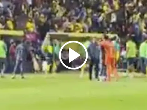 El inesperado abrazo que buscó Luis Malagón tras el doblete de Zendejas