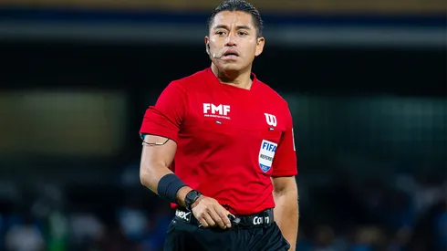 Será el árbitro de un partido difícil de llevar.