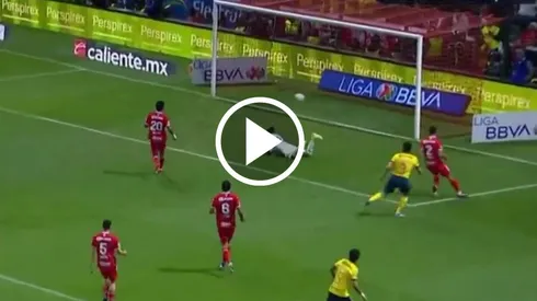 Israel Reyes tuvo una ocasión muy clara ante Toluca