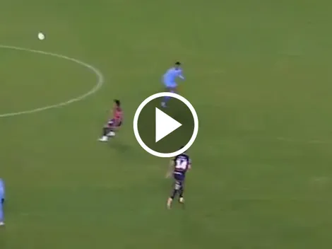 Bruno Valdez protagoniza blooper en la Copa Libertadores