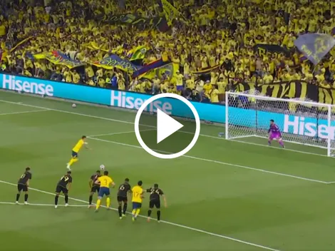 Brian lo hizo a lo Messi para engañar a Lloris en el repechaje