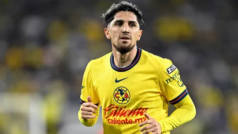 Diego Valdés es nuevo jugador de Vélez