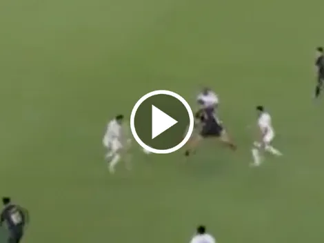 Raúl pone un pase de lujo para el gol de México contra Arabia