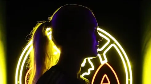 Las azulcremas tienen nueva mediocampista.