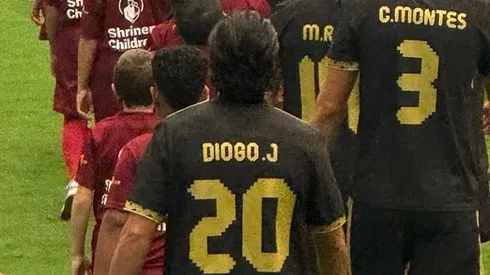 Raúl Jiménez rindió homenaje a Diogo Jota