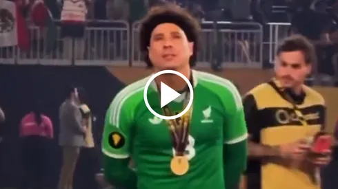 Ochoa se rompió tras levantar el título.