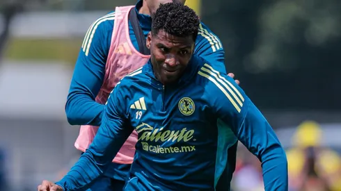 Zúñiga reveló cómo inició su etapa como profesional.