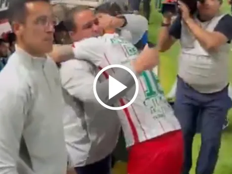 El efusivo saludo del Chicote Calderón a André Jardine