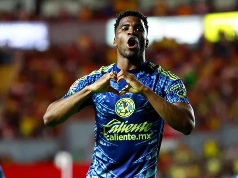 José Zúñiga celebra su primer gol con una dedicatoria muy especial