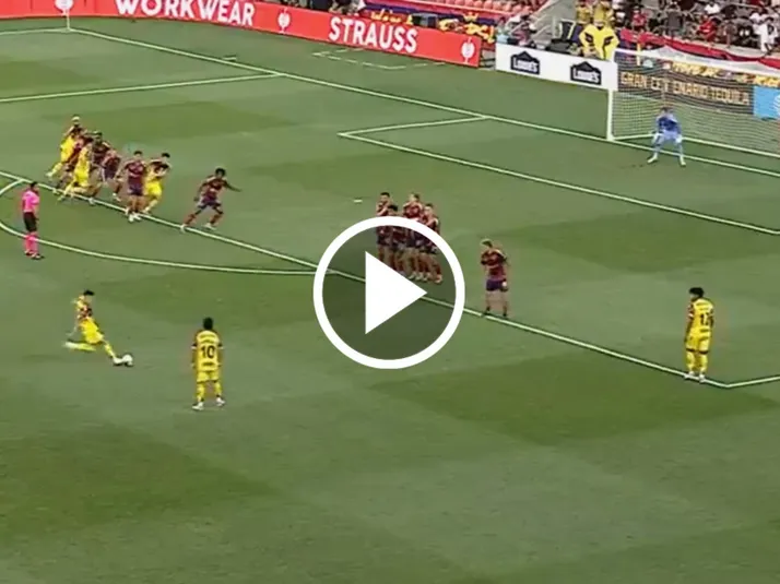 Brian Rodríguez convirtió un golazo de tiro libre