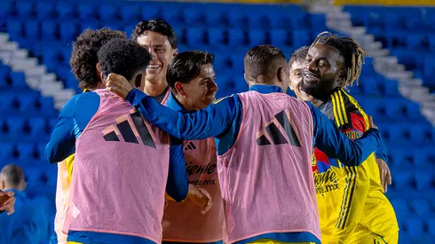 Saint-Maximin fue aclamado por sus compañeros.