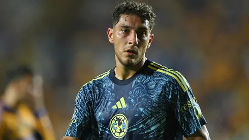 Cáceres mostró su tristeza luego de no haber fichado con Ipswich Town