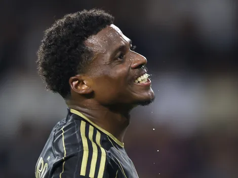 Javairo Dilrosun vive horas críticas en el mercado por esta razón