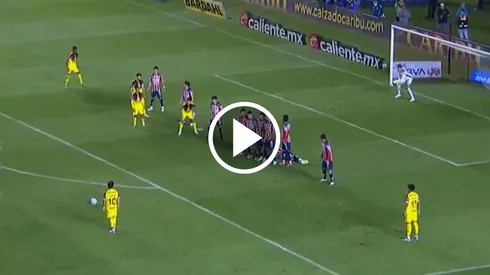 América descontó ante Chivas por medio de Zendejas