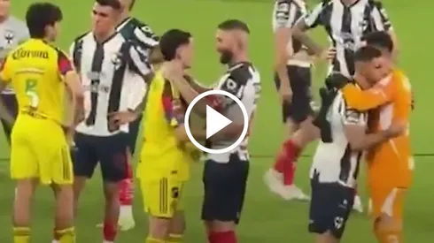 Los capitanes estuvieron hablando tras el encuentro.