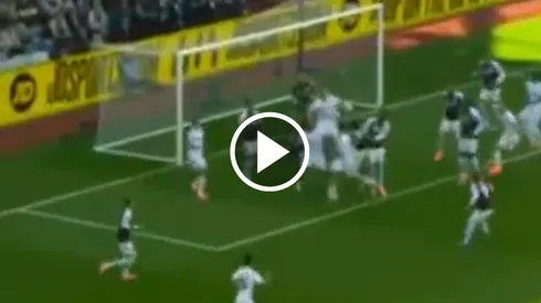 Raúl Jiménez sigue sumando goles en Inglaterra.