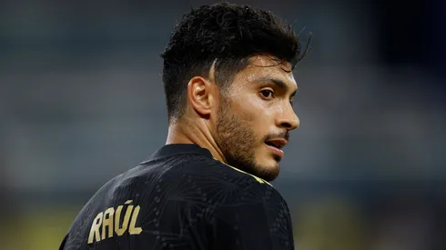 Raúl Jiménez podría recibir terrible noticia en clave Selección Mexicana