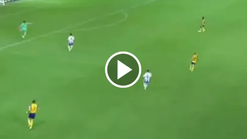 Guillermo Ochoa fue clave en su primera victoria en Chipre