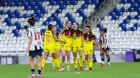 Guadalupe, Nuevo León, 6 de octubre de 2025. , durante el partido correspondiente a la jornada 14 del torneo Apertura 2025 de la Liga BBVA MX Femenil, entre las Rayadas del Monterrey y las Águilas del América, realizado en el estadio BBVA. Foto: Imago7/ Nora Guerrero