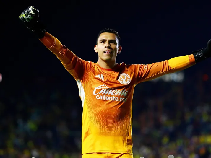 El regalo de lujo de Malagón para uno de los cantantes de moda en México