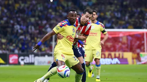 Quiñones dejó recadito a Chivas por el aniversario de América.