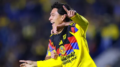 Ramón Juárez, luego de anotar un gran gol en contra del Puebla.