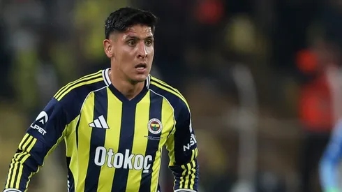 Edson Álvarez sigue creciendo en el Fenerbahce