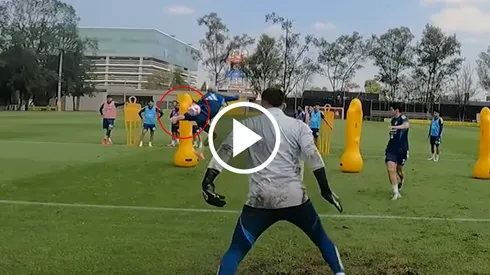 Rodrigo Aguirre y un golazo de antología.