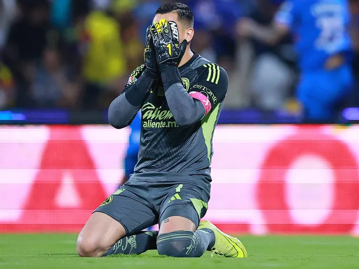 Malagón es ignorado por premios The Best y nominan a otro portero de Liga MX