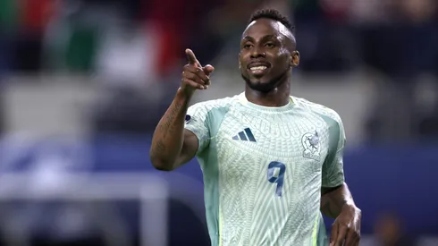 Julián Quiñones tiene nuevo entrenador en su club