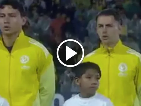 Álvaro Fidalgo sorprendió a todos cantando el Himno Nacional