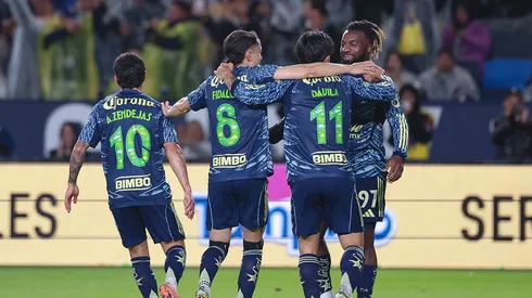 Fans de América explotan contra el MVP ante LA Galaxy.