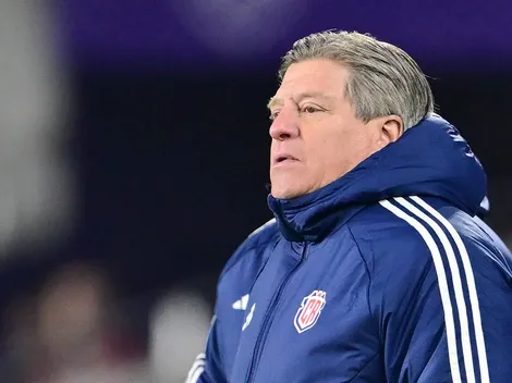 Miguel Herrera regresó a México y dejó entrever su futuro