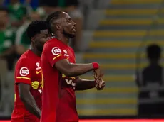 Así está Julián Quiñones en la tabla de goleo