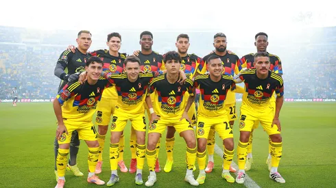MEXICO CITY, MEXICO – NOVEMBER 29: Players of America pose for a team photo during the quarterfinals second leg match between America and Monterrey as part of the Torneo Apertura 2025 Liga MX at Estadio Ciudad de los Deportes on November 29, 2025 in Mexico City, Mexico. (Photo by Manuel Velasquez/Getty Images)