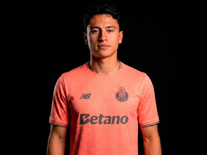 TV Azteca revela el equipo europeo que quiere el fichaje de Ramón Juárez