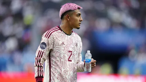 El fichaje de Julián Araujo podría no ser tan conveniente para las Águilas.