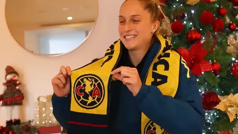 La futbolista llegó a México y vivió un día repleto de actividades