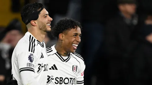 Raúl Jiménez convirtió un golazo de cabeza ante Chelsea