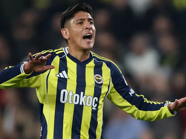 Fabrizio Romano dio terribles noticias a Edson Álvarez en Turquía