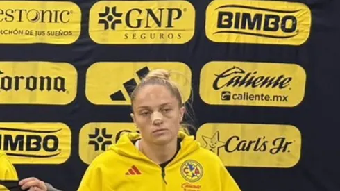 A pesar de la situación, la futbolista se presentó a la ceremonia en el Nido de Coapa
