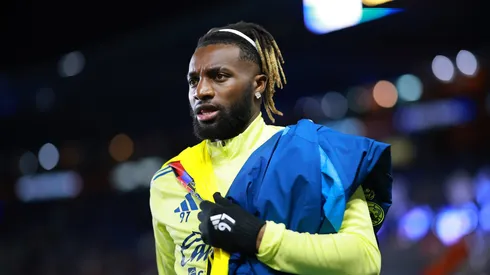 Maximin no está conforme siendo suplente y así lo demuestra.
