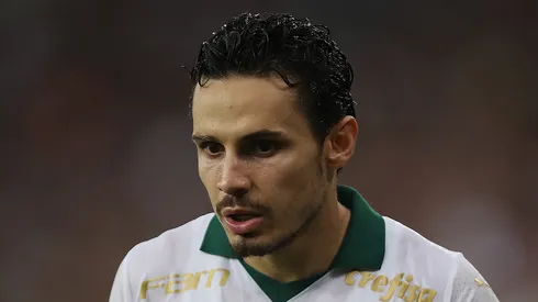 Desde Brasil, dudan si Veiga pueda rendir en América.
