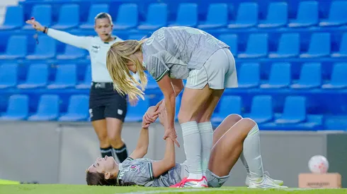 América Femenil goleó 4-0 a Mazatlán y dejó una postal sensible.
