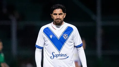 Diego Valdés fue el jugador del partido con Vélez.
